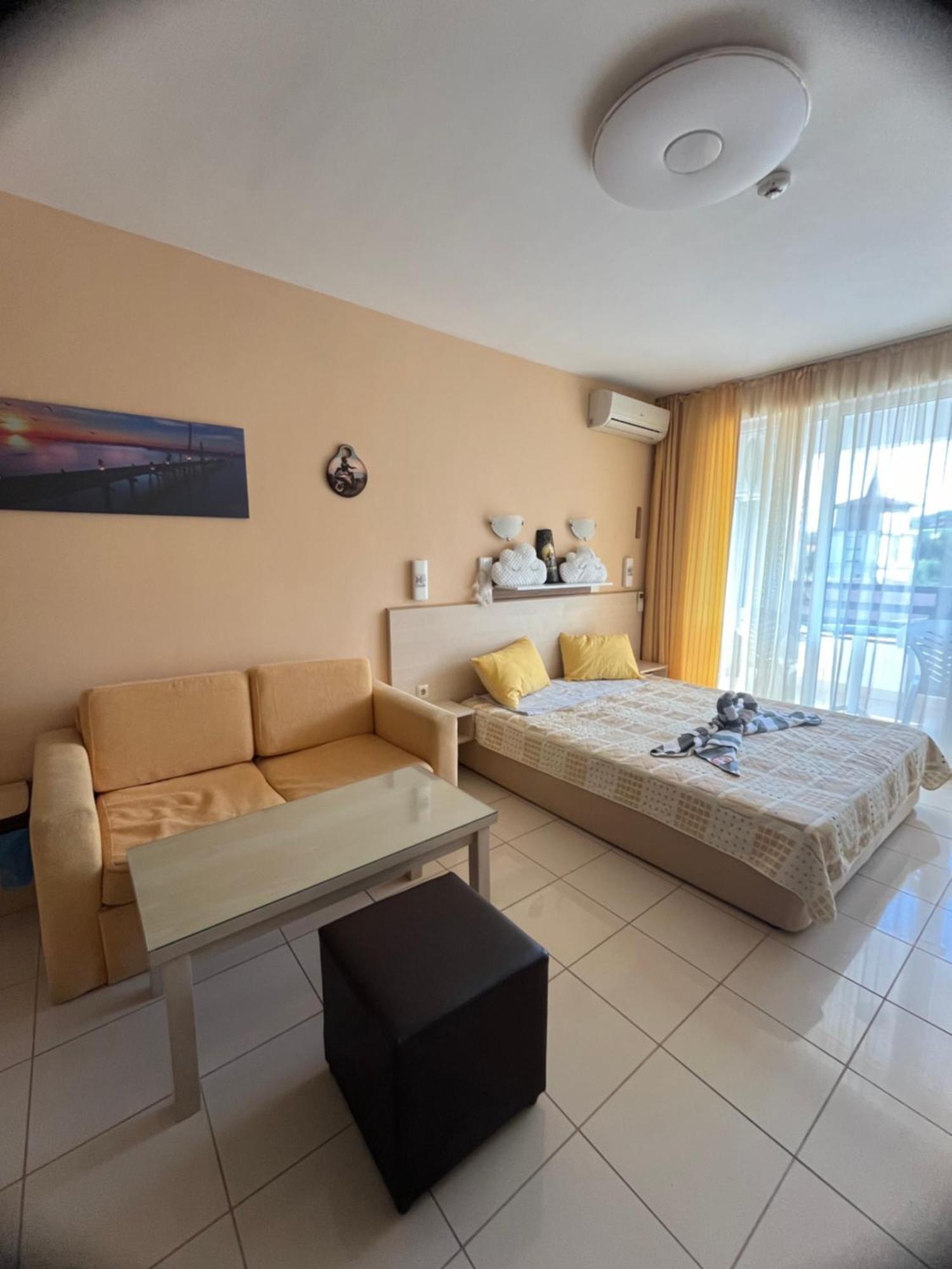 Harmony Hills Petkovi Studio Apartment Rogachevo Bagian luar foto
