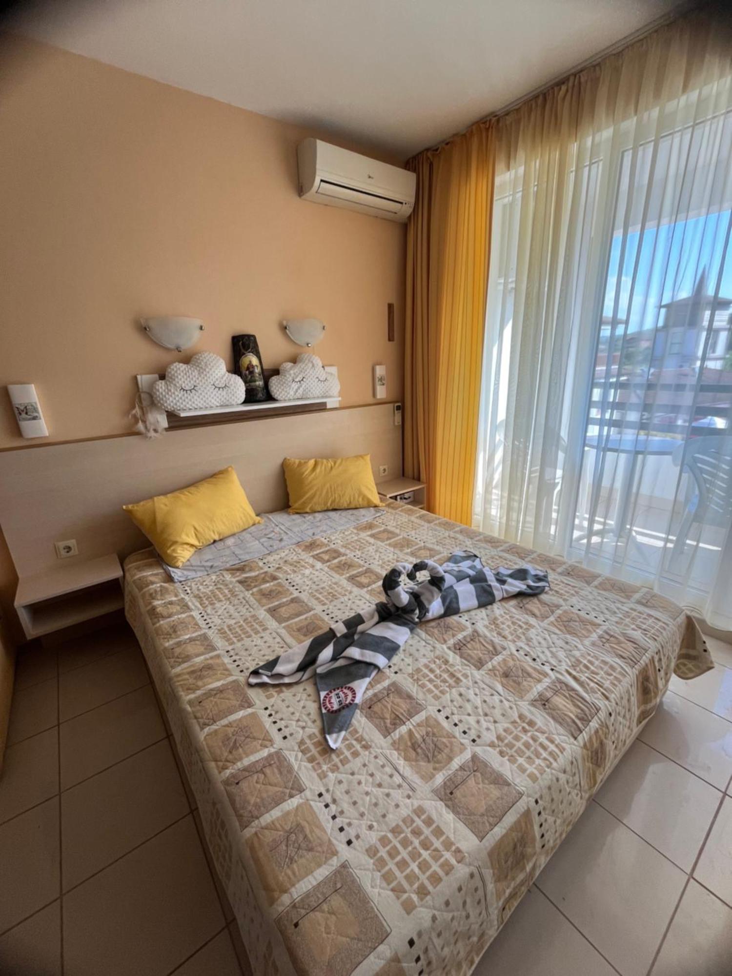 Harmony Hills Petkovi Studio Apartment Rogachevo Bagian luar foto