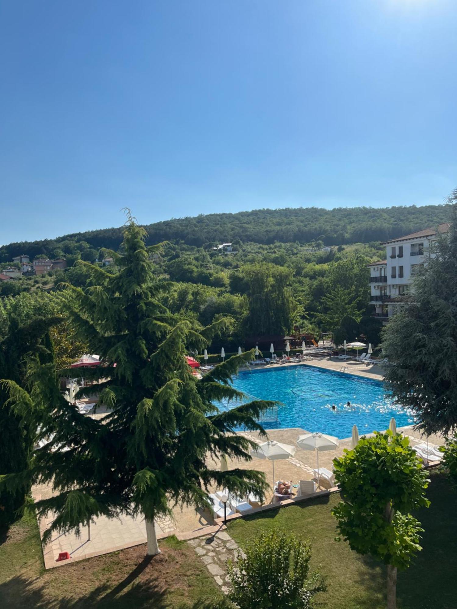 Harmony Hills Petkovi Studio Apartment Rogachevo Bagian luar foto